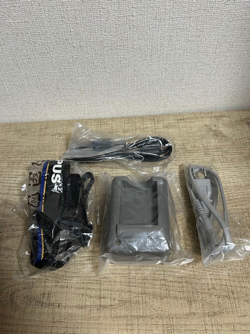 OLYMPUS OM-D E-M10 MarkⅢ 《望遠レンズ未使用》