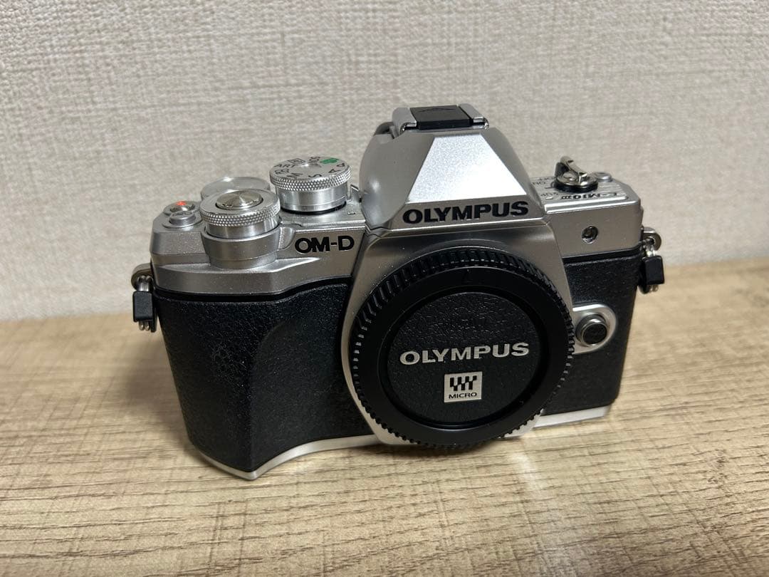 OLYMPUS OM-D E-M10 MarkⅢ 《望遠レンズ未使用》