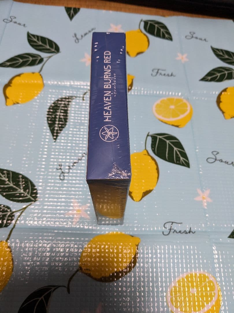 ヴァイスシュヴァルツ　ヘブンバーンズレッド新品未開封シュリンク付き