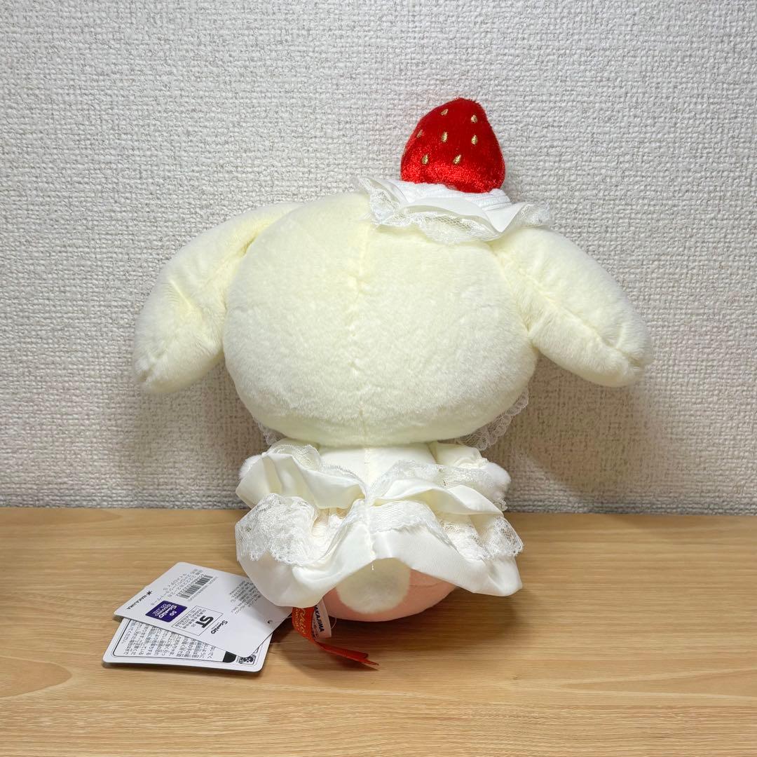 サンリオ　マイメロディ　ストロベリーショートケーキ　いちご　マスコットホルダー
