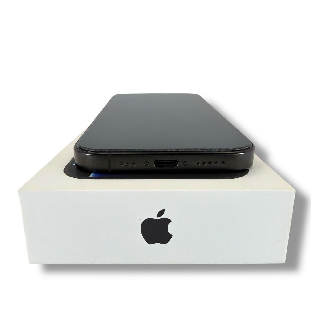 超極美品 iPhone 16Pro ブラックチタニウム 本体　512GB
