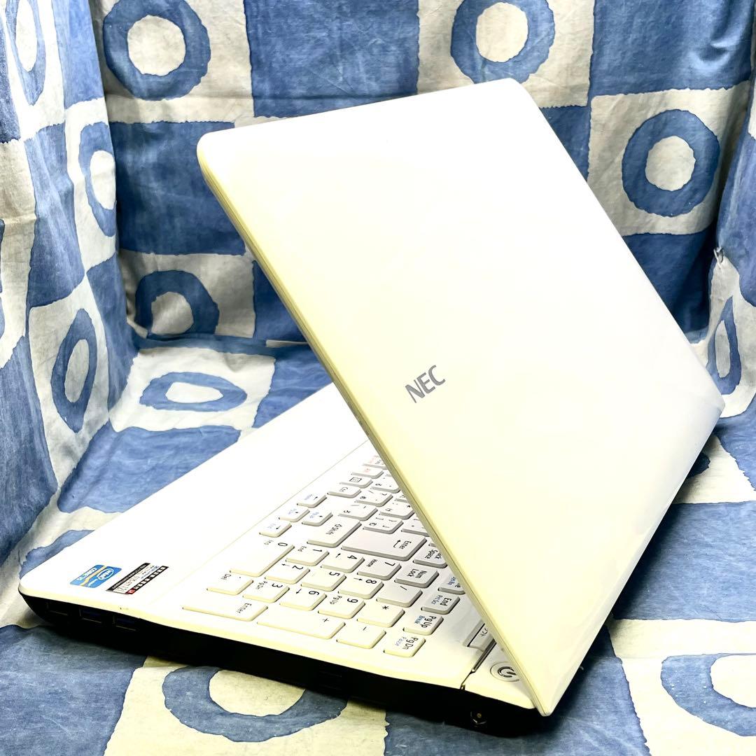 サクサク快適SSD☆i5☆爽やか白ノートパソコン♪ブルーレイ&カメラ！Win11