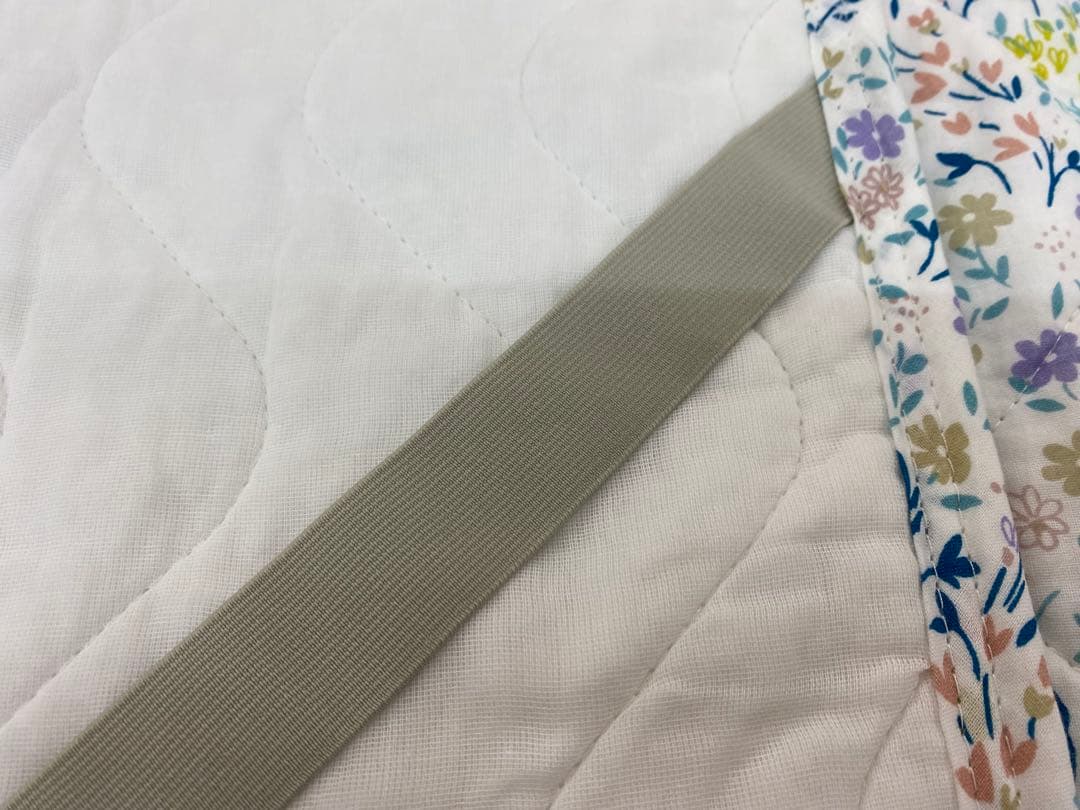 西川　ガーゼ敷きパッド・綿１００%・オールシーズンOK・シングルサイズ