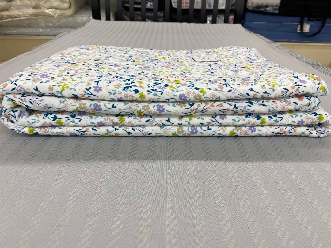 西川　ガーゼ敷きパッド・綿１００%・オールシーズンOK・シングルサイズ