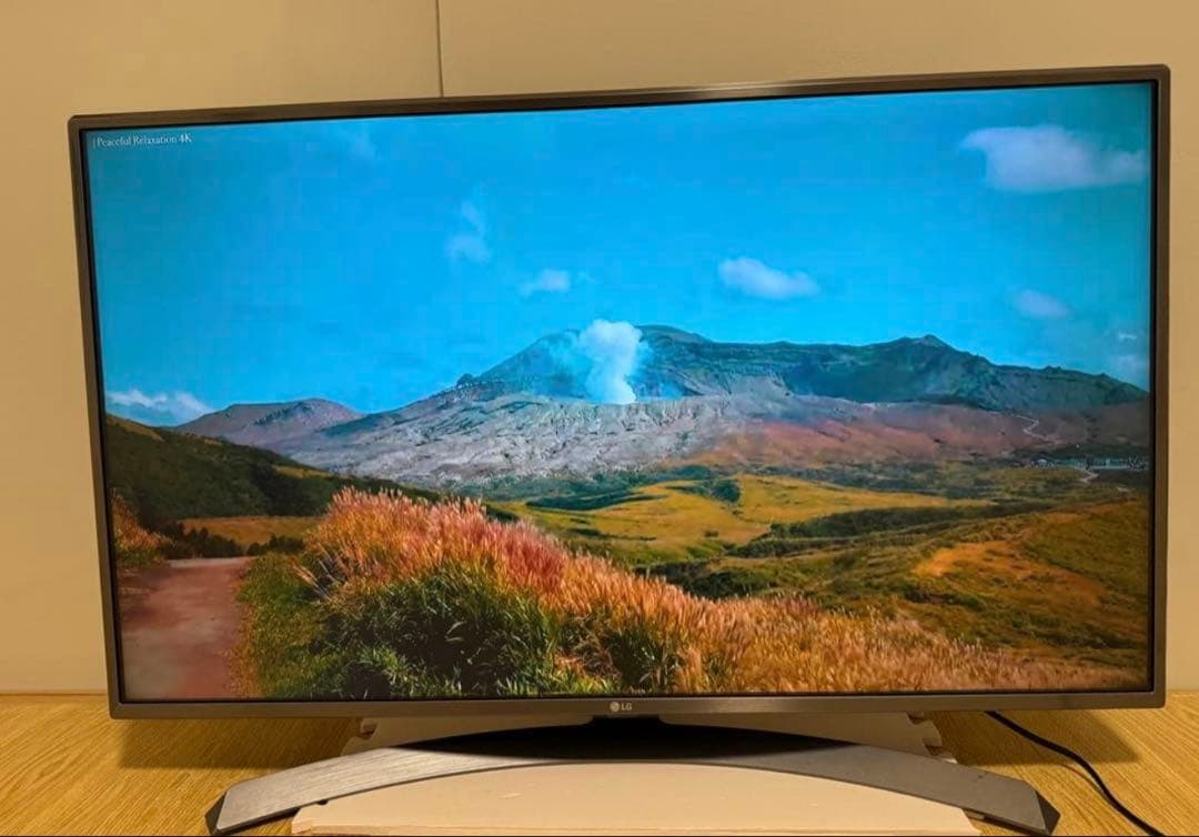 美品LG 43UJ630A 43 インチ　2018年製　⭕️ 4Kネット動画テレビ