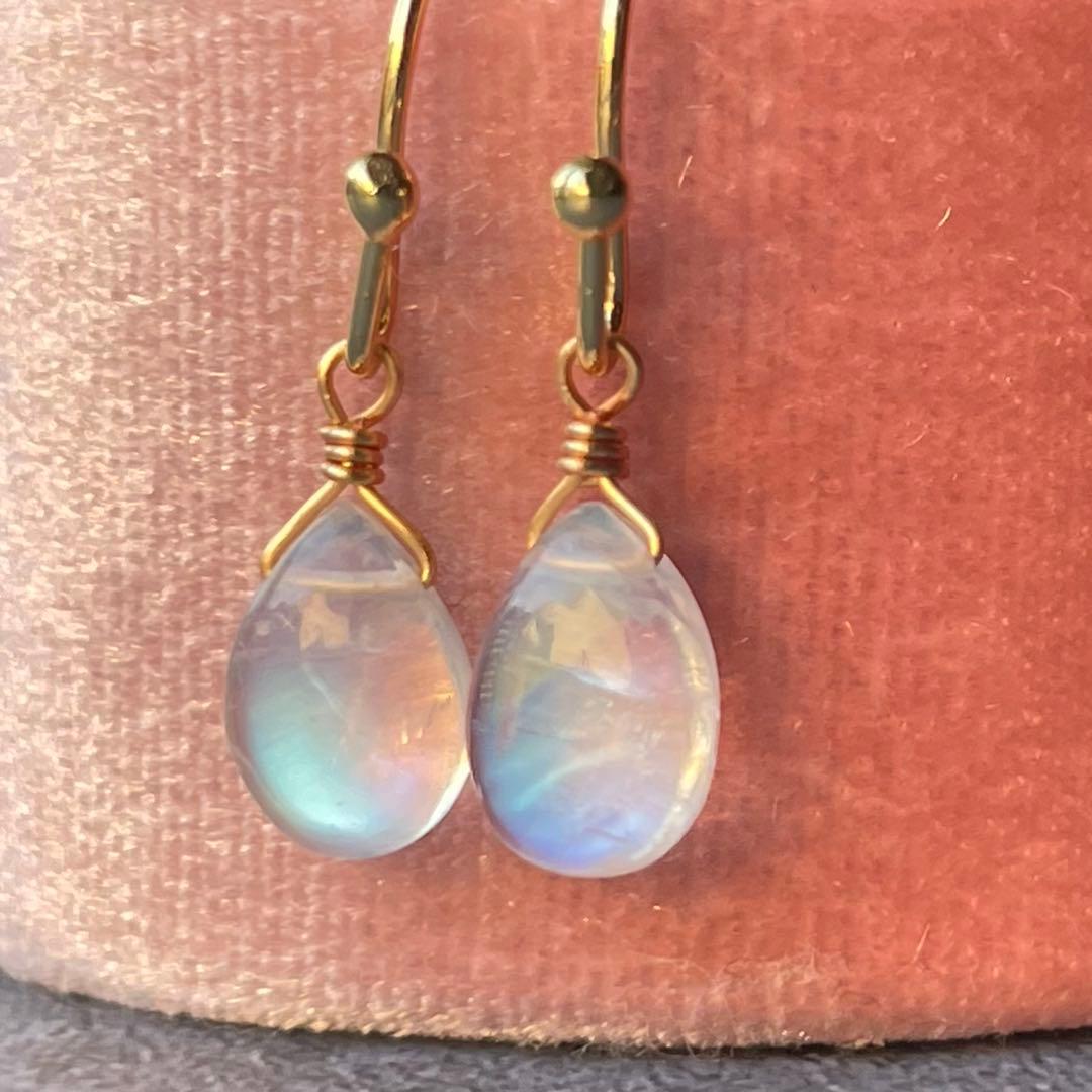 宝石質 シラーばっちり 極上 ムーンストーン 一粒 シンプル ピアス 14kgf