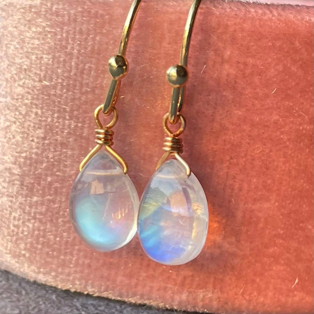 宝石質 シラーばっちり 極上 ムーンストーン 一粒 シンプル ピアス 14kgf