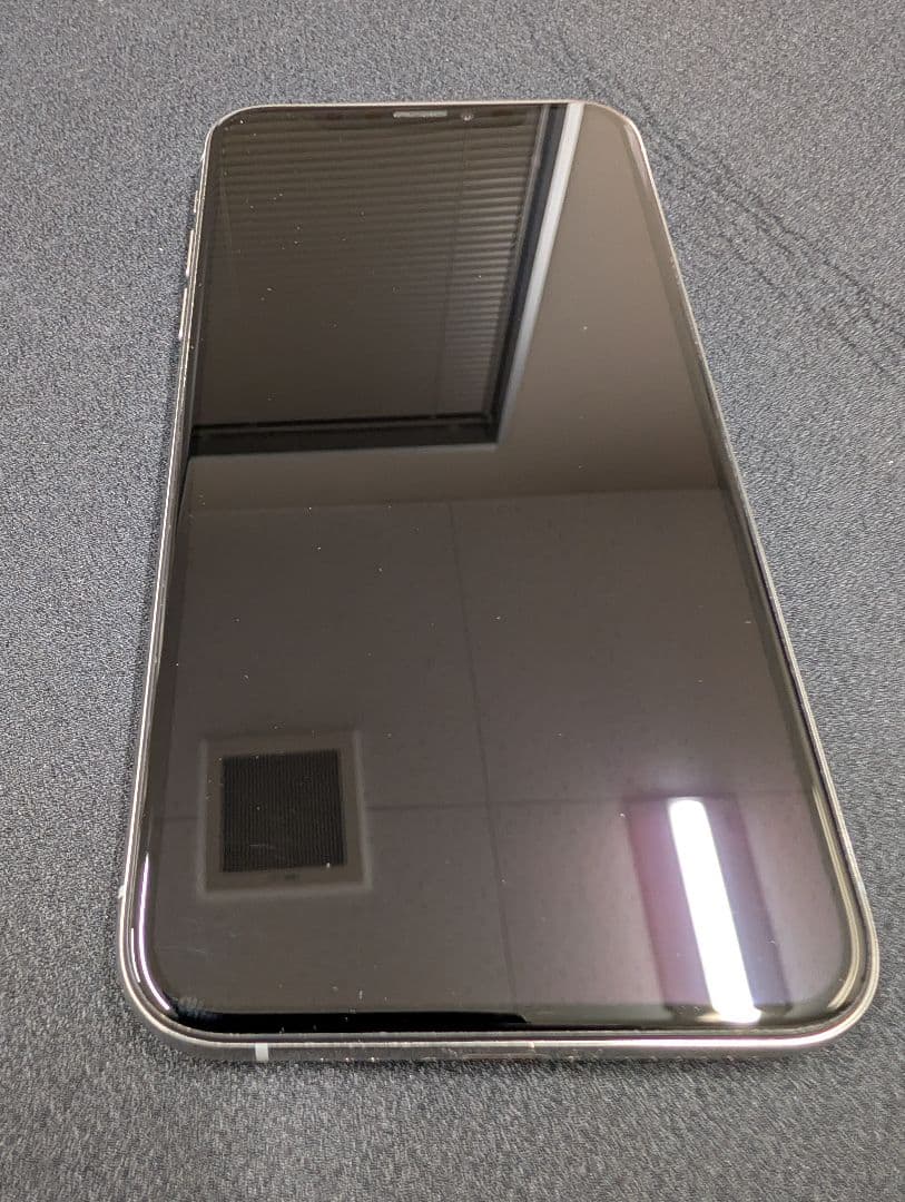 スマートフォン本体 iPhone XS 64GB