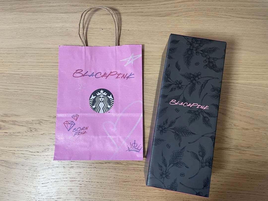 スターバックス　BLACKPINKコラボピンク コールドカップ