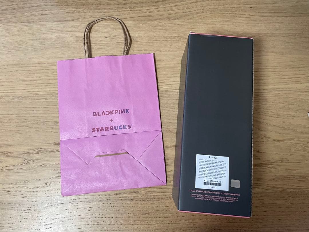 スターバックス　BLACKPINKコラボピンク コールドカップ