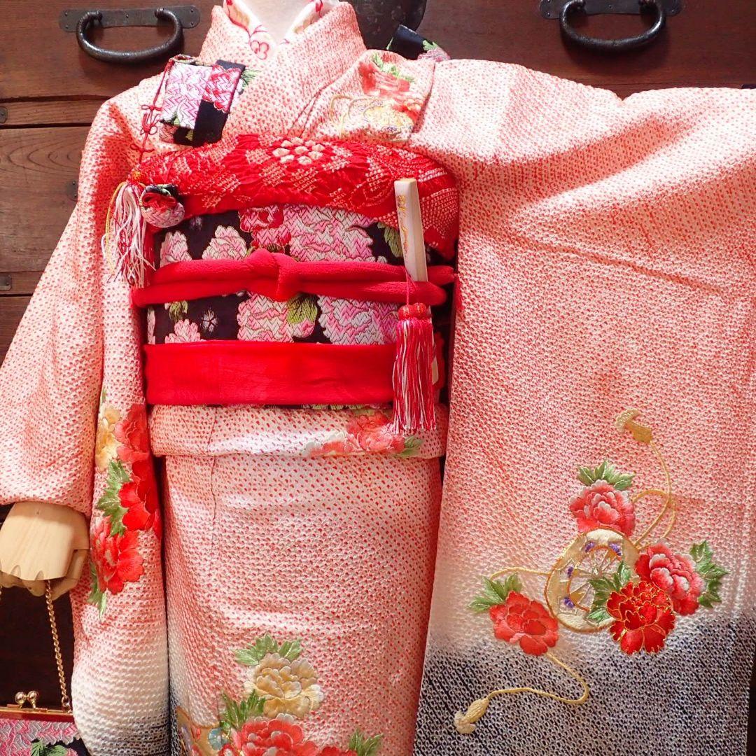7歳　正絹赤総絞り刺繍御所車牡丹　七五三　お着物フルセット　アンティーク