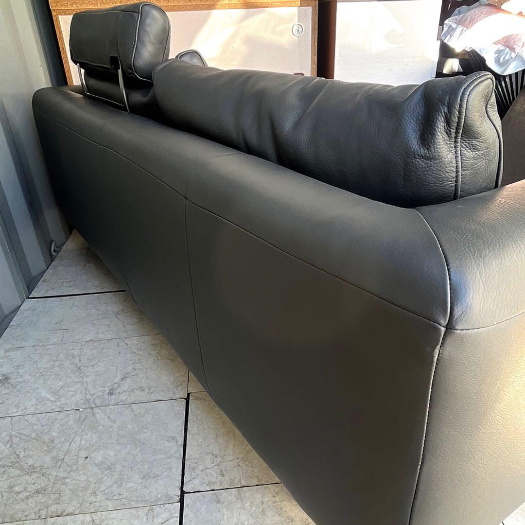 取付無料！クラスティーナ 本革 チャコールグレー モダン ヘッドレスト付きソファ