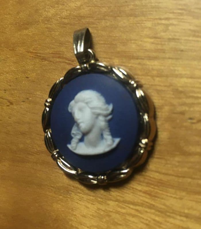 ウエッジウッドのペンダントトップ