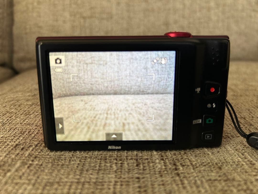 Nikon COOLPIX S6100 デジタルカメラ　現状渡し