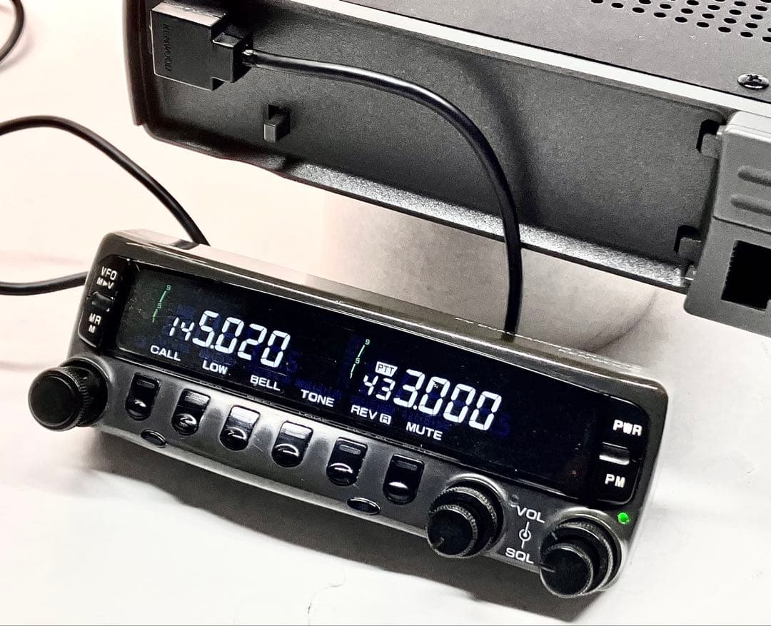 ケンウッドTM-733G 20w アマチュア無線機