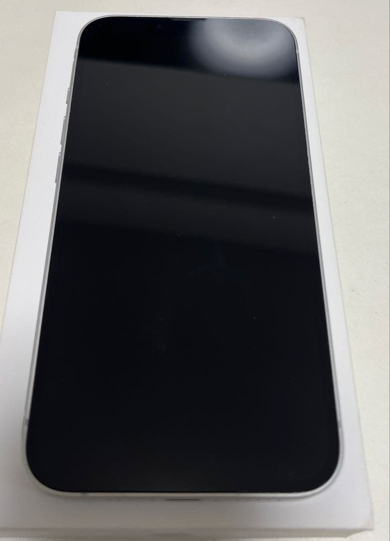 iPhone16e 128GB ホワイト　SIMフリー