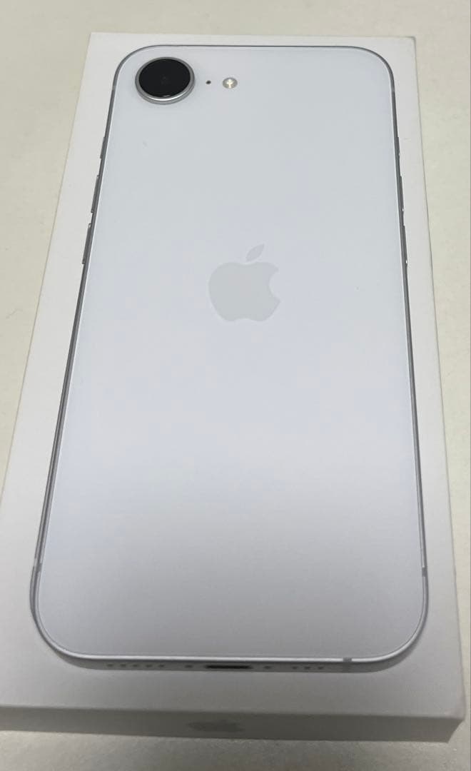 iPhone16e 128GB ホワイト　SIMフリー