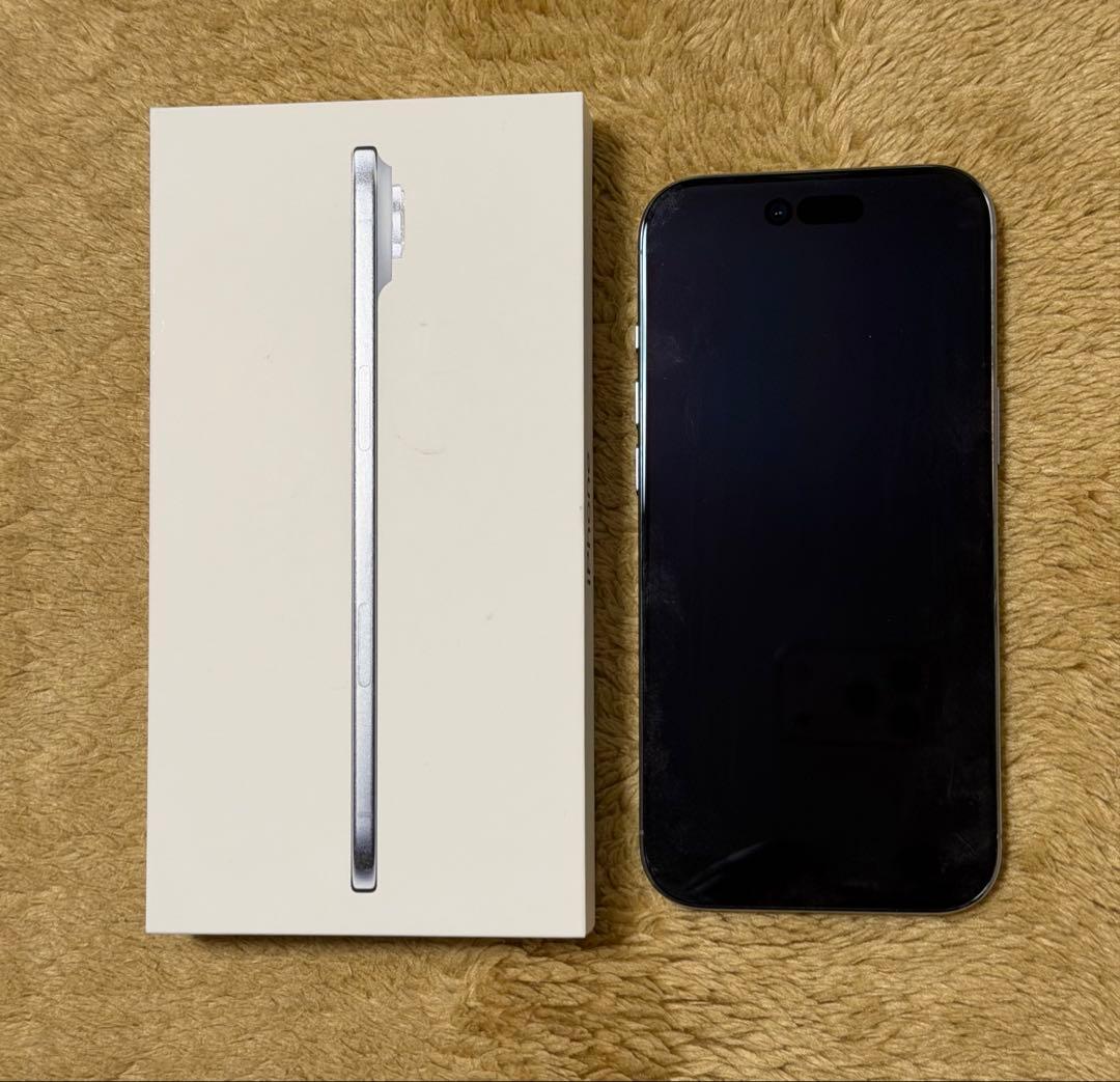 l*e様 iPhone Air 256GB スカイブルー 美品　SUTI フォン