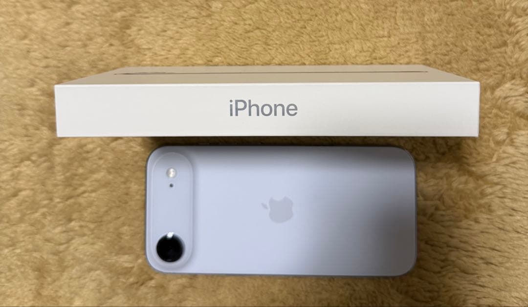 l*e様 iPhone Air 256GB スカイブルー 美品　SUTI フォン