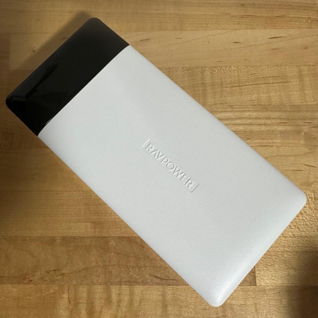 モバイルバッテリー 白&黒 hiro
