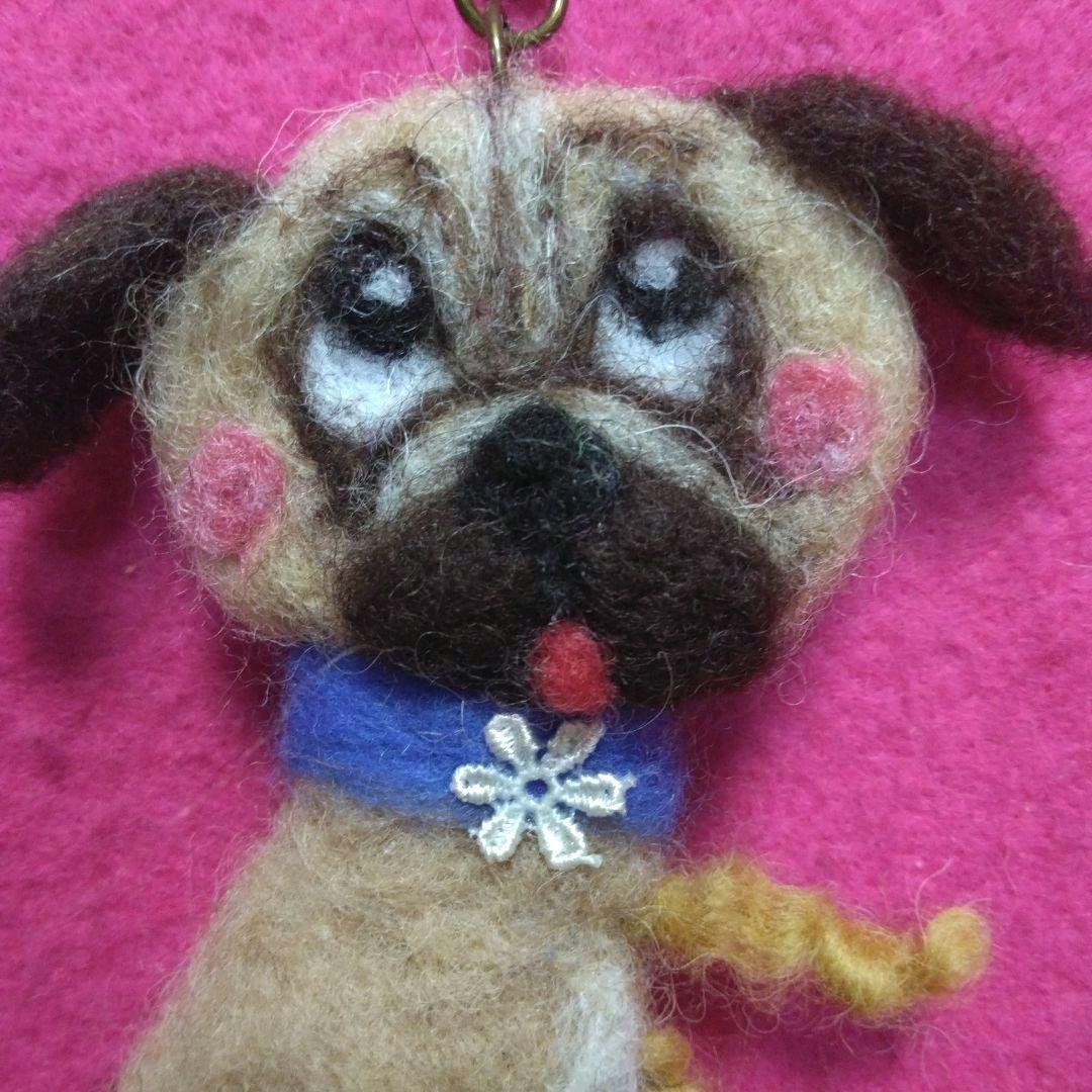 ＊おとぼけパグちゃん＊キーホルダー＊羊毛フェルトハンドメイド