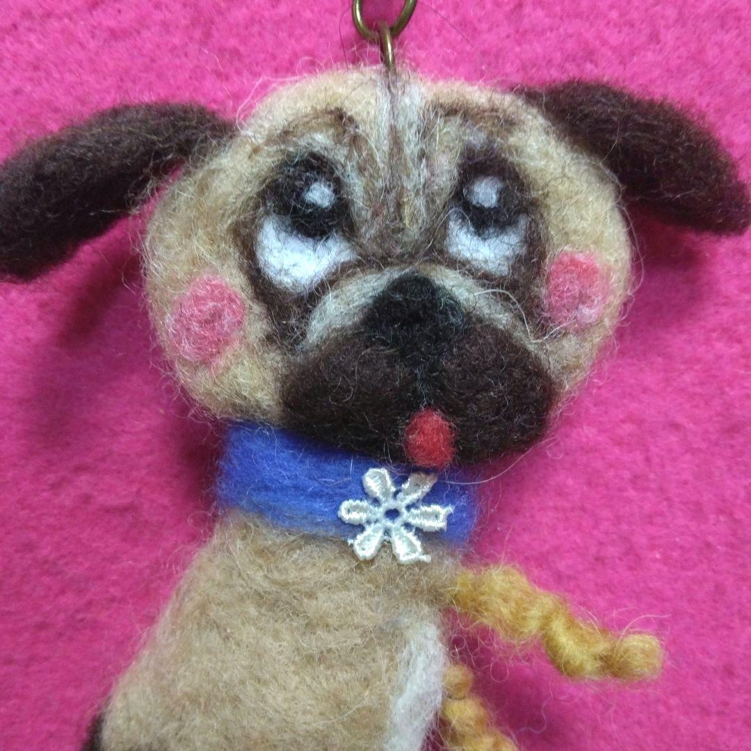 ＊おとぼけパグちゃん＊キーホルダー＊羊毛フェルトハンドメイド