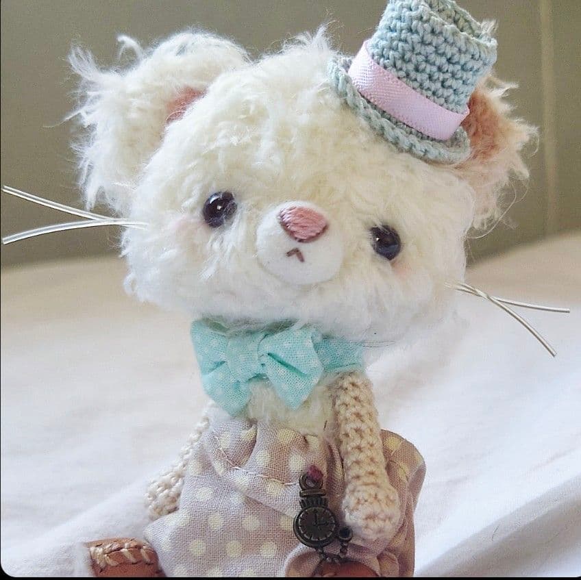 人気作家様 三毛猫のあみぐるみ 極美品