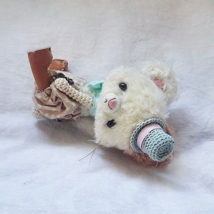 人気作家様 三毛猫のあみぐるみ 極美品