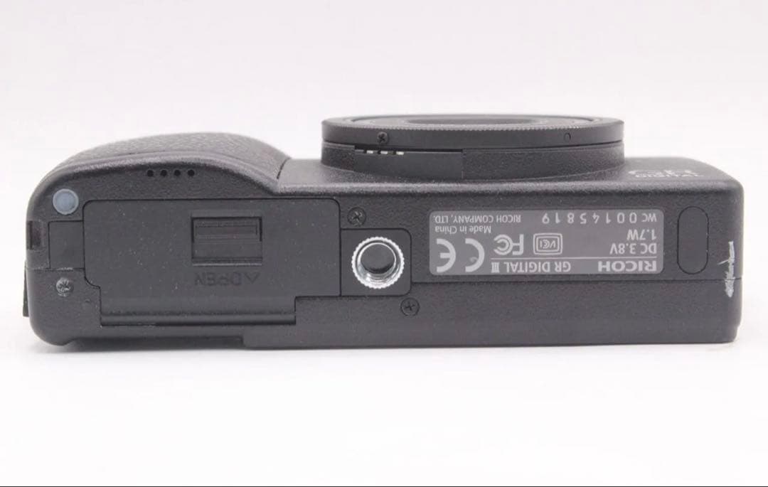 【値下げお受け致します】RICOH GR DIGITAL III 本体と付属品