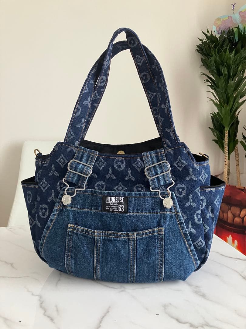 592 ユリィ　大きめデニムリメイクバック　ハンドメイド