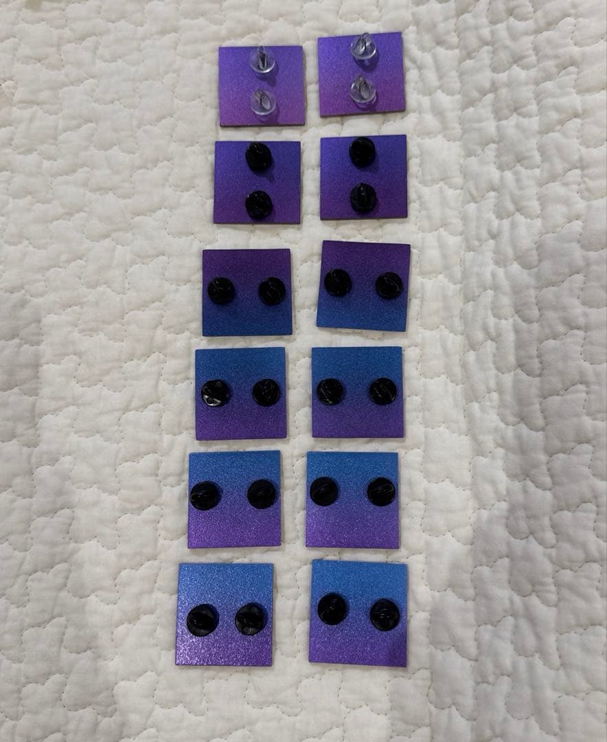 ぴちぴちピッチ　ピンバッジセット