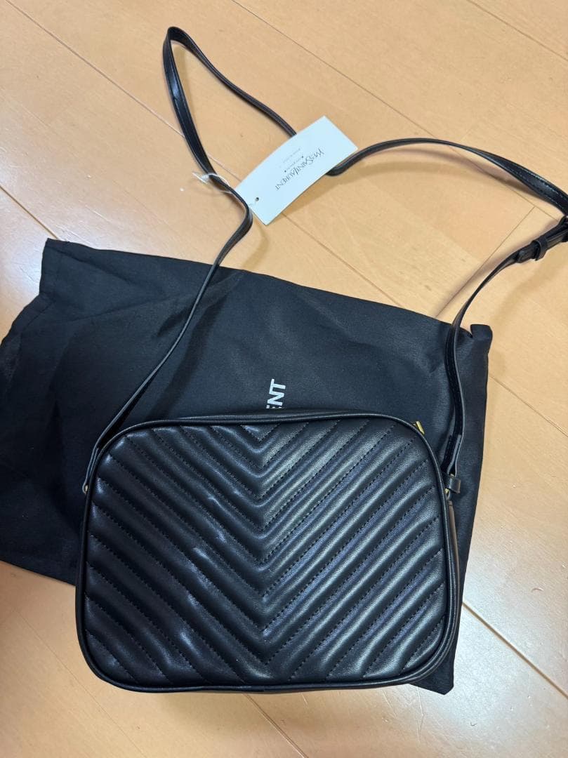 SAINT LAURENT　ルーカメラバッグ　ショルダーバッグ