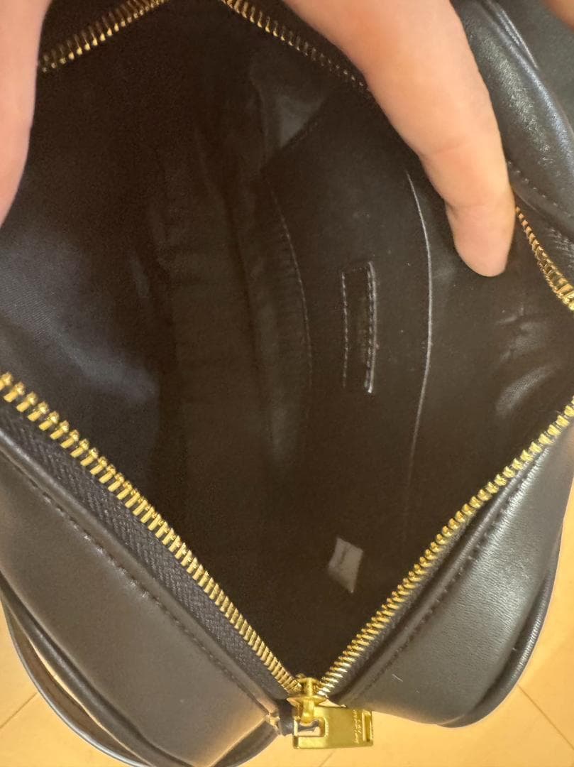 SAINT LAURENT　ルーカメラバッグ　ショルダーバッグ