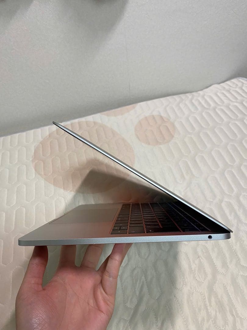 Apple MacBook Pro シルバー 本体