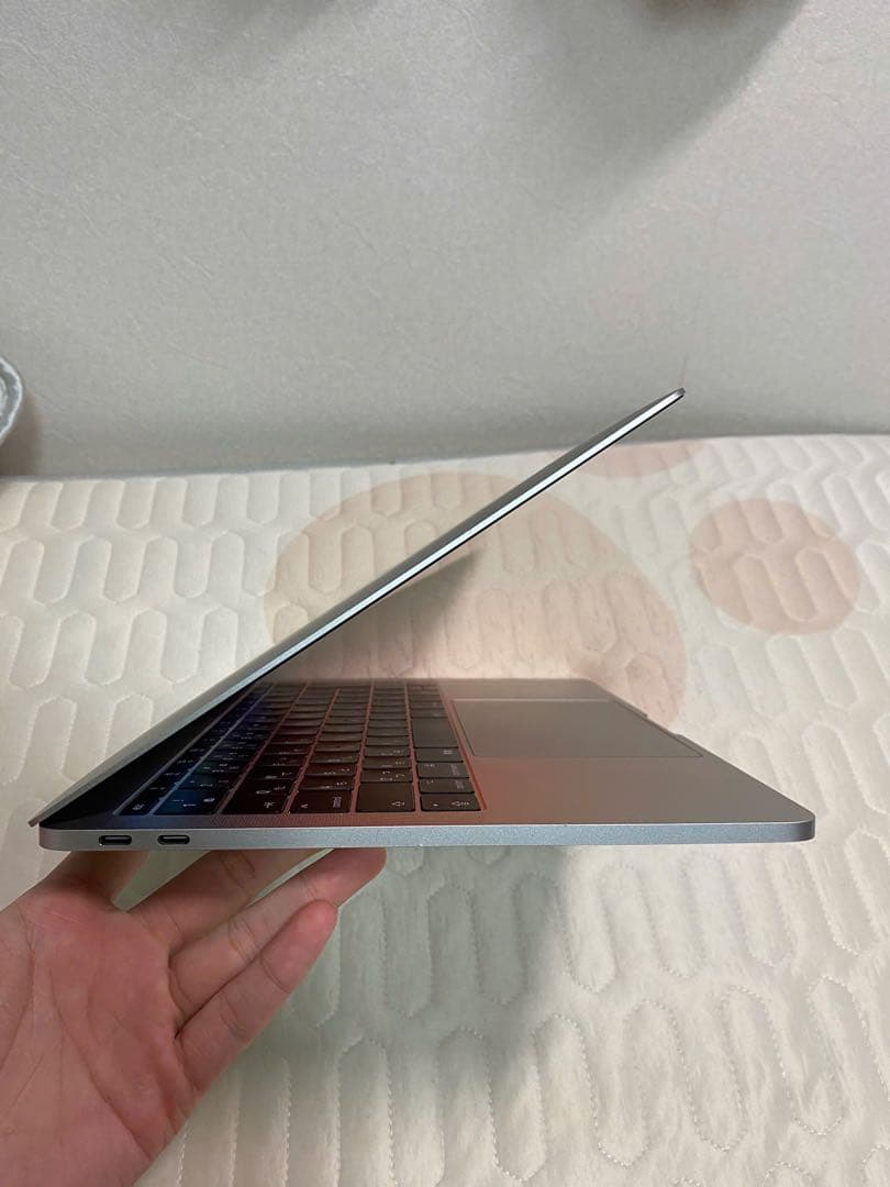 Apple MacBook Pro シルバー 本体