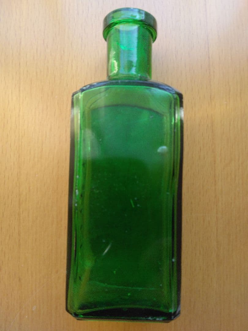 レトロ瓶☆ヘチマコロン2個・アンティーク・インテリア小物・エンボス・和硝子・骨董