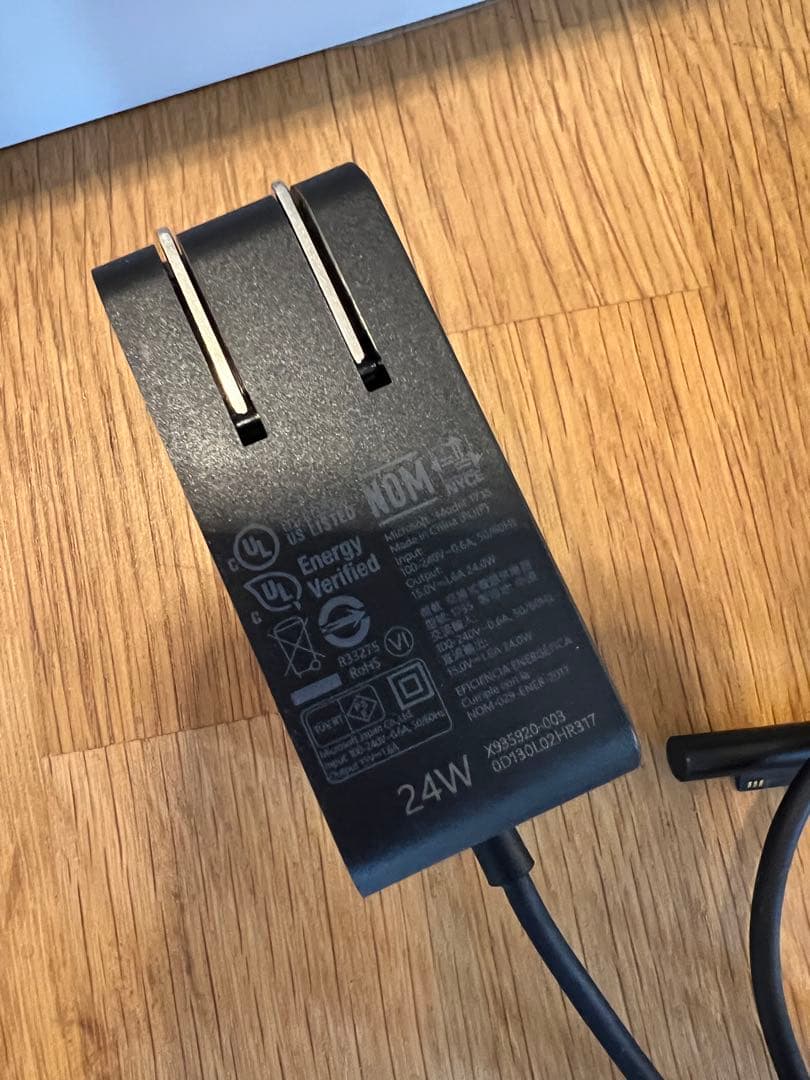 Microsoft Surface Pro 8 本体+&business