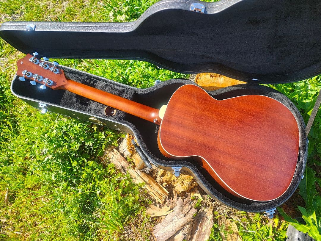 超美品　Guild　M240E Fishman　プリアンプ　ハードケース付