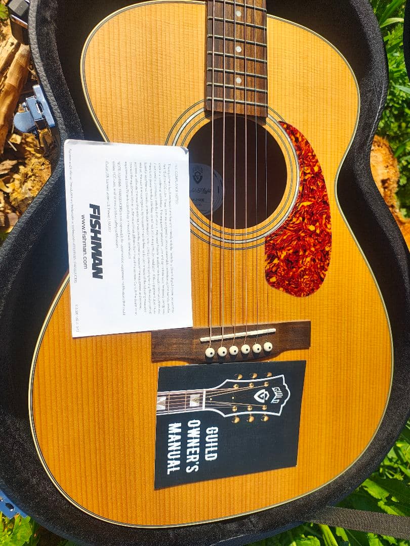 超美品　Guild　M240E Fishman　プリアンプ　ハードケース付