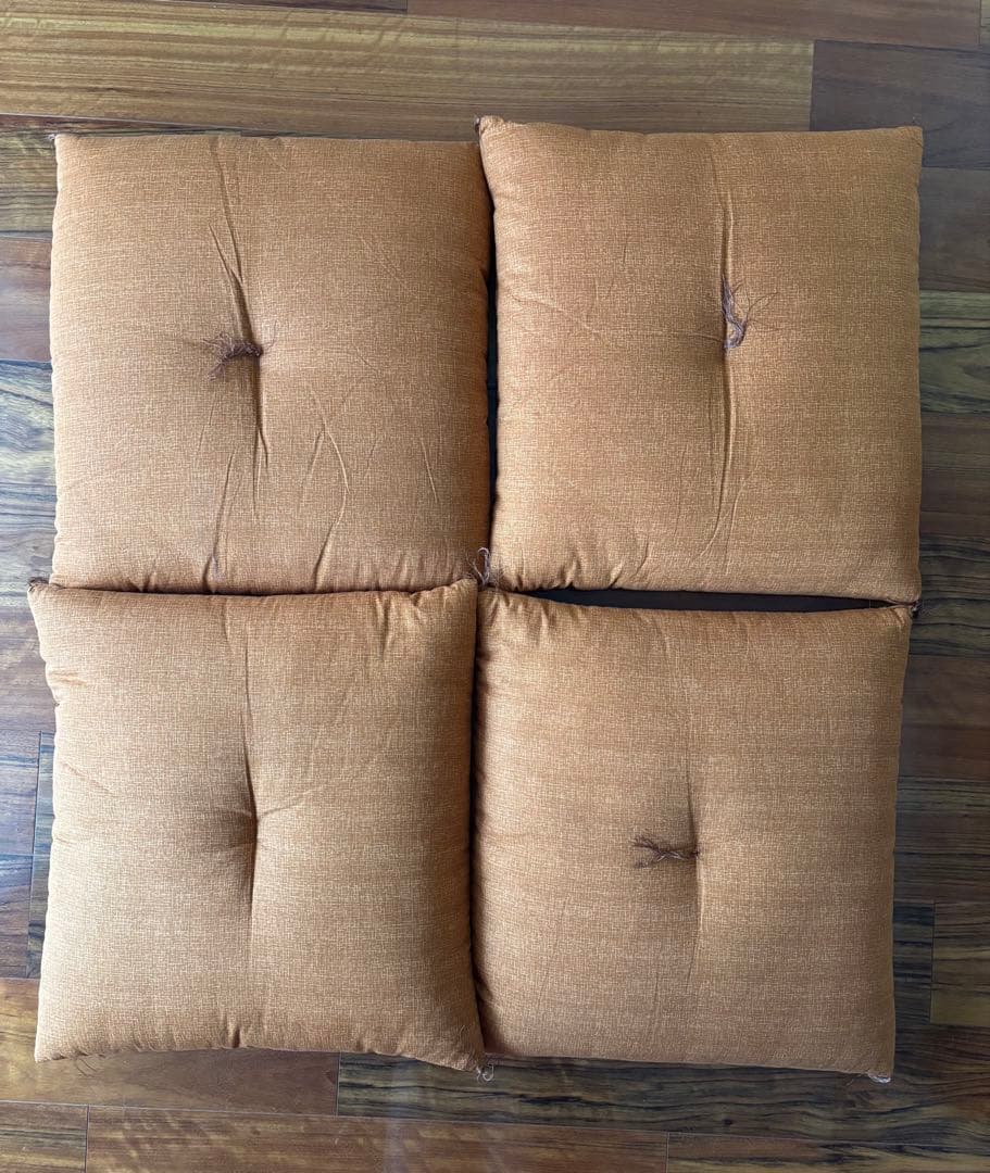 ✨美品✨座布団 4枚セット(55×59)　座布団カバー(ブラウン) 4枚付き