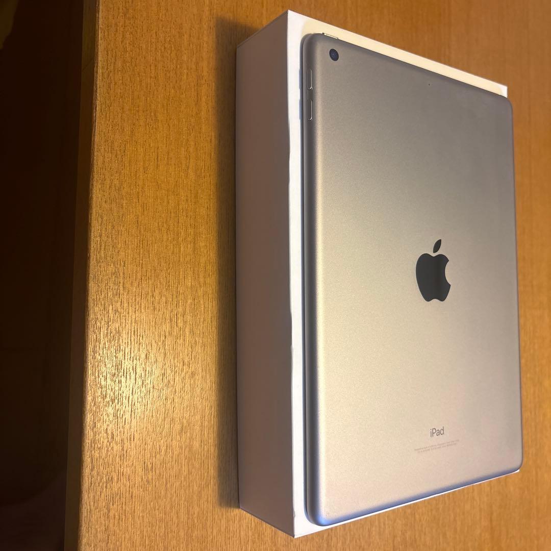 iPad 第6世代 128GB スペースグレイ