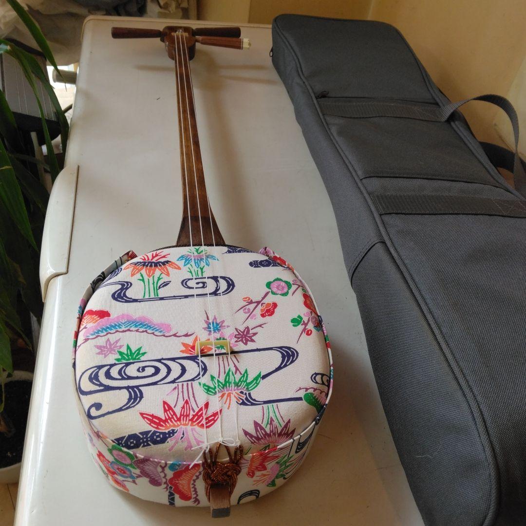 ウッド三線 花柄デザイン ケース付き