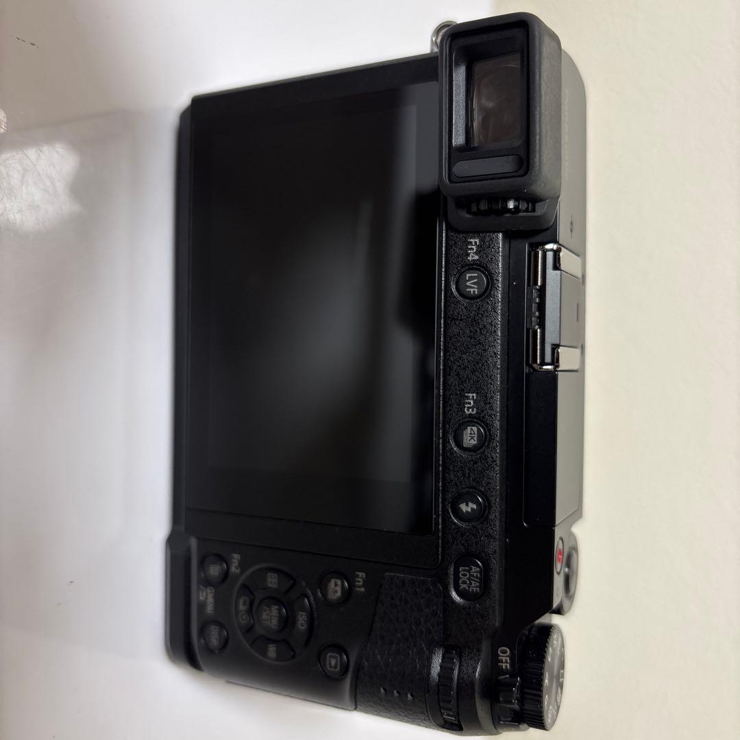 美品 LUMIX GX7MK2 ボディ 純正グリップ付！！