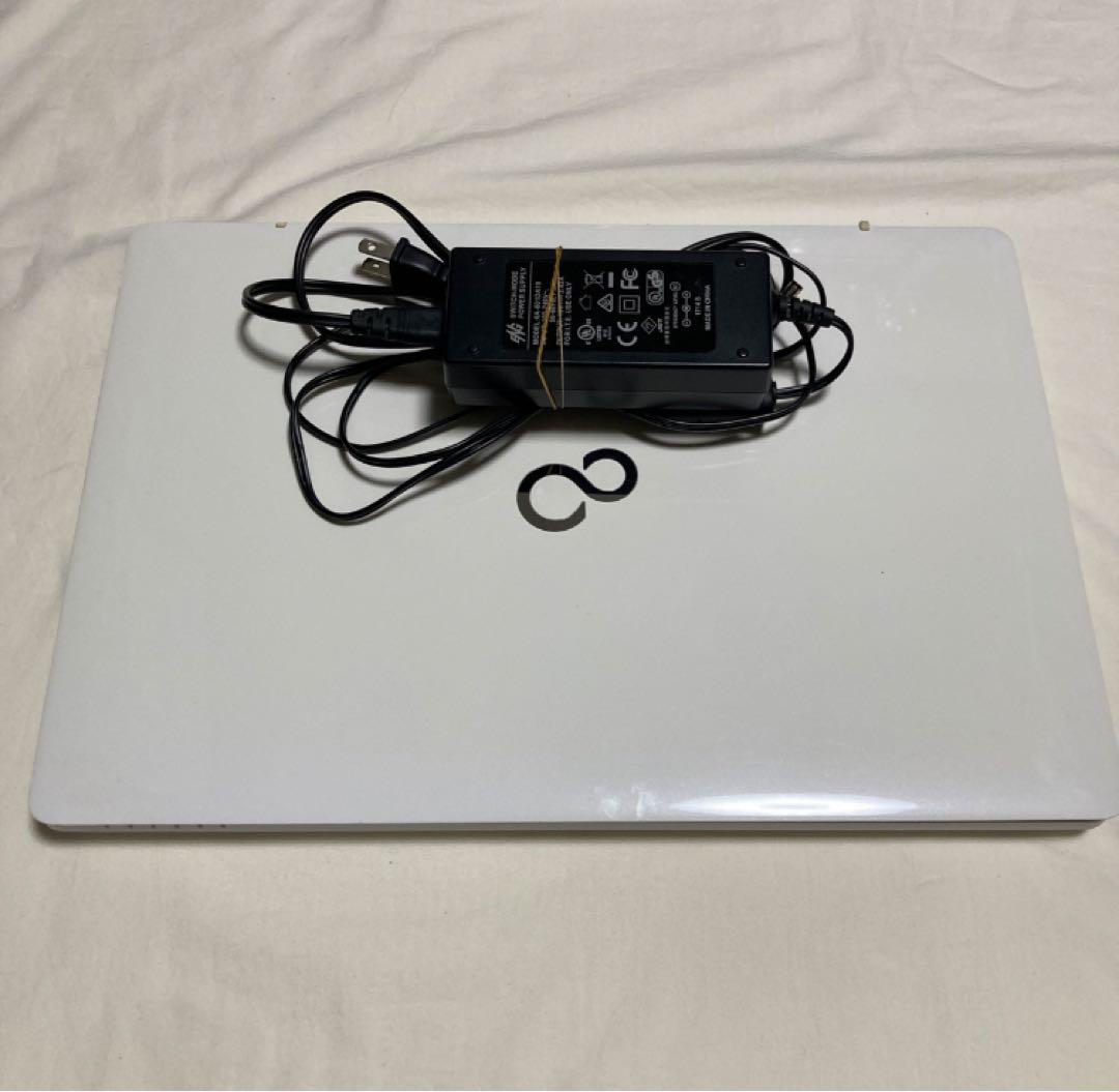 FUJITSU LIFEBOOK 15.6インチ FMVA77YW ジャンク