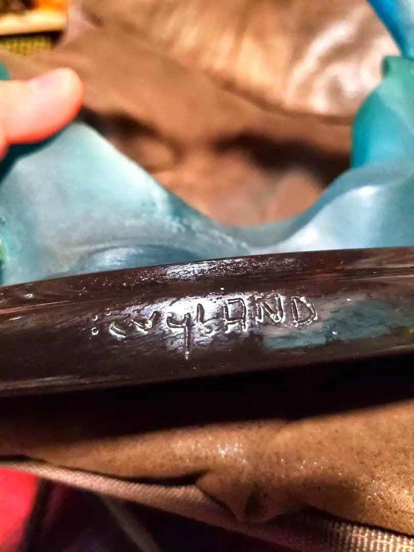 Dolphins Kissing　Robert Wyland　1996年製