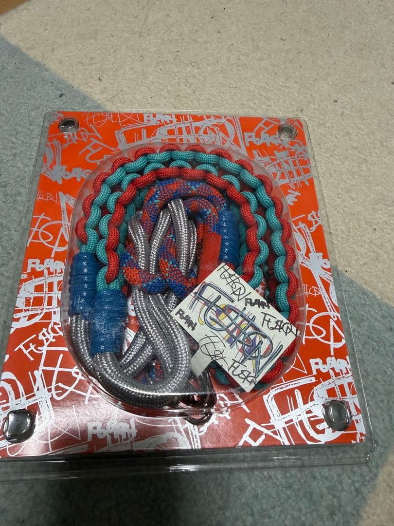 新品未開封vaundy スマホショルダー オーロラキーホルダー ワッペンシール