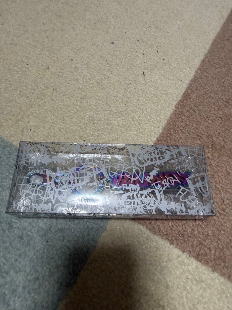 新品未開封vaundy スマホショルダー オーロラキーホルダー ワッペンシール