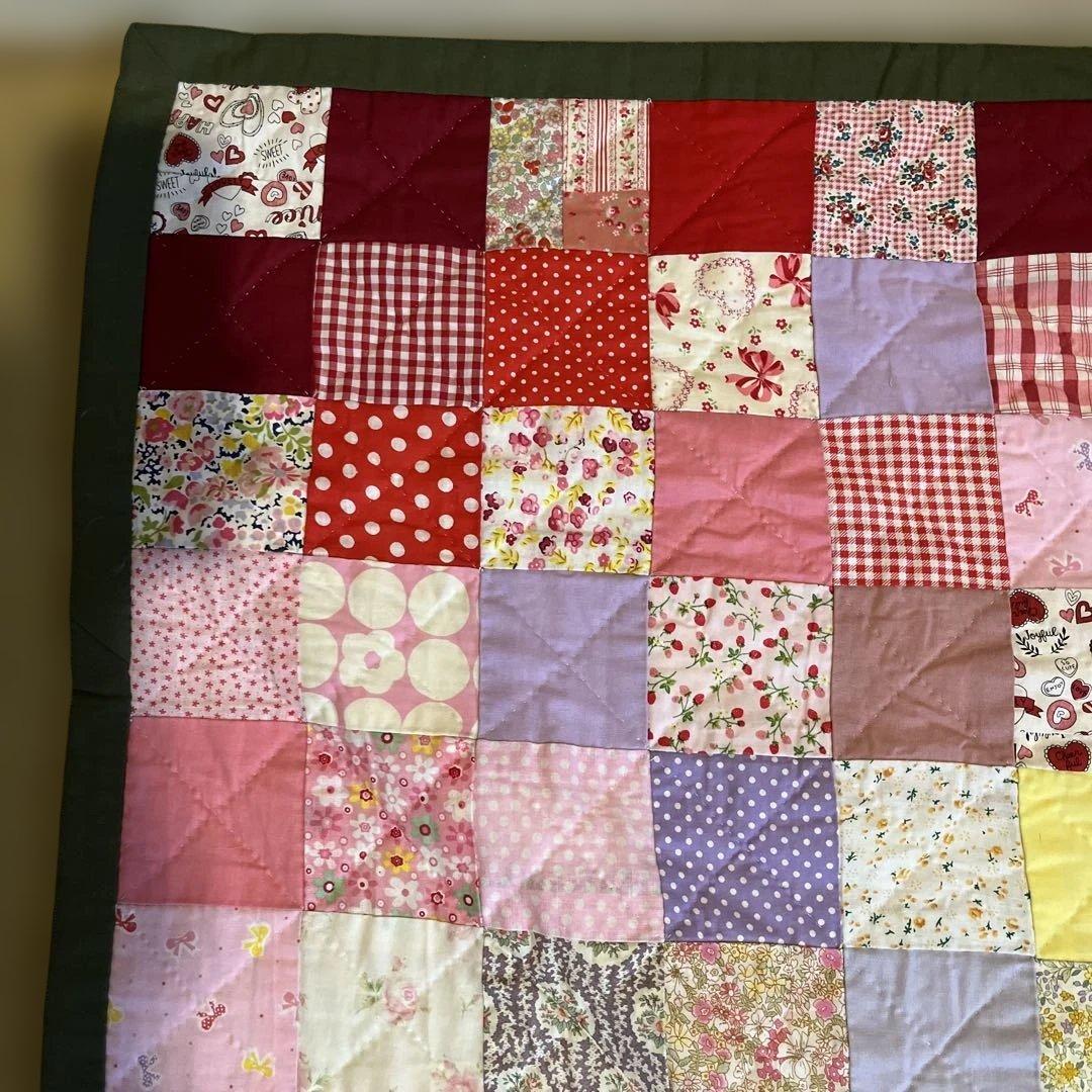 値下げ！手縫いパッチワーク　ベッドカバー(特大)　230×130㎝ おまけ付き