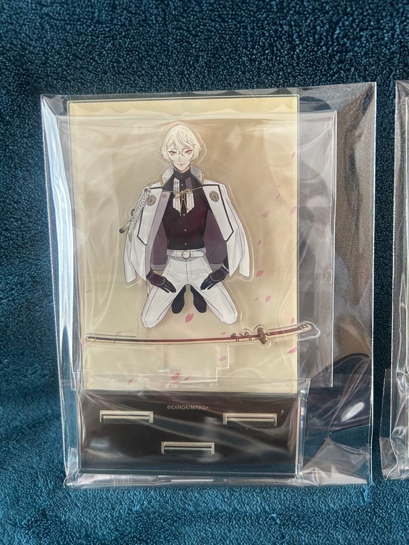 刀剣乱舞　髭切　膝丸　アクリルスタンド