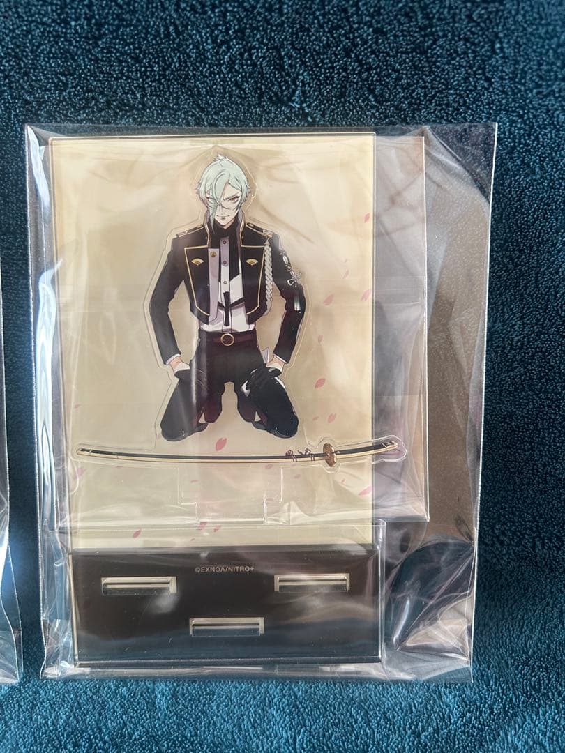 刀剣乱舞　髭切　膝丸　アクリルスタンド